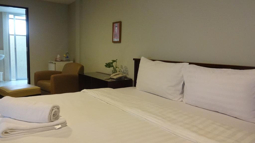 bahay-panuluyan Mango Bedroom 2*